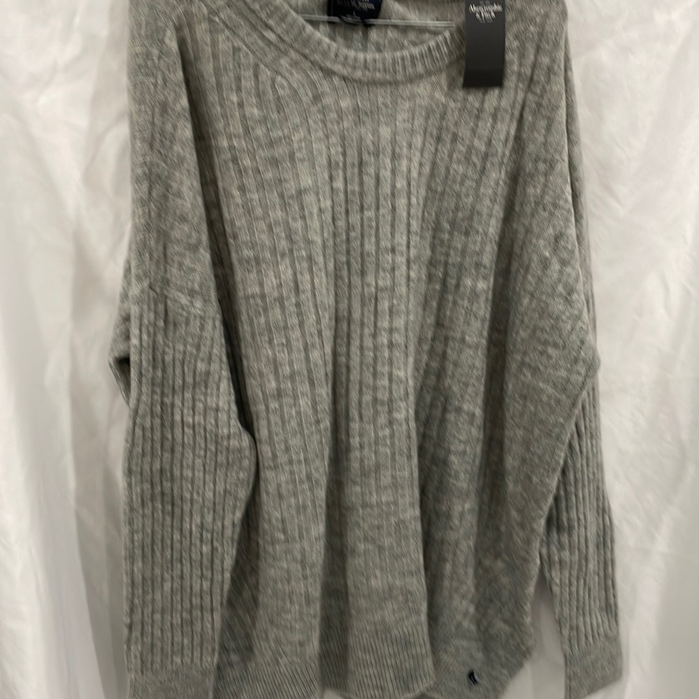 long unworn sweater ABEROCROMBIE